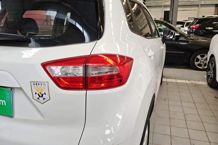 Used Changan CS15 2016 1.5L Manual Fashion Edition
