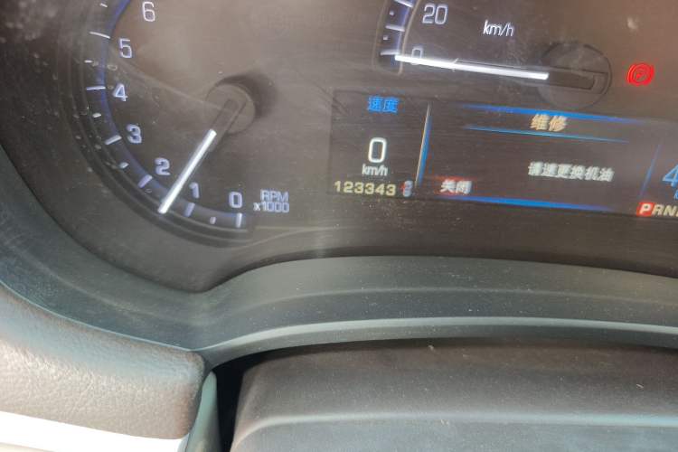 Used Cadillac XTS 2015 28T Comfort Model
