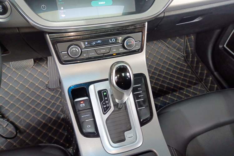 Used Geely Auto Emgrand GL 2018 1.8L DCT Elite Smart Connectivity Version