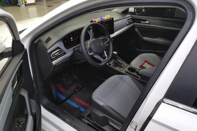 Used Volkswagen Lavida 2024 1.5L Automatic Starry Sky 5 Million Edition
