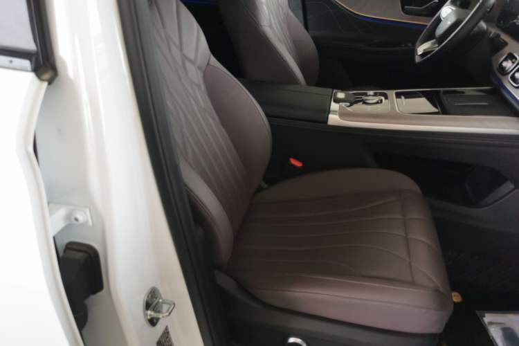 Used Chery Tiggo 9 2025 2.0T Automatic Two-Wheel Drive Luxury Edition 5 Seats