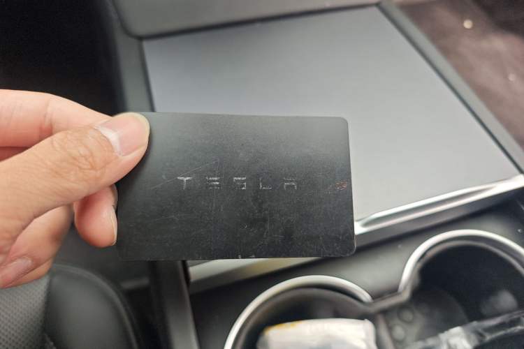 Used Tesla Model 3 2023 Rear-Wheel-Drive Version
