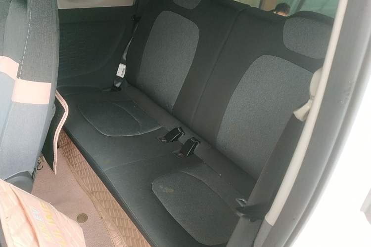 Used Wuling Hongguang MINIEV 2022 Macaron Premium Model – Lithium Ternary Battery
