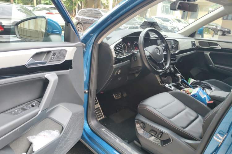 Used Volkswagen Tayron 2019 330TSI Two-Wheel Drive Luxury Model China VI Standard