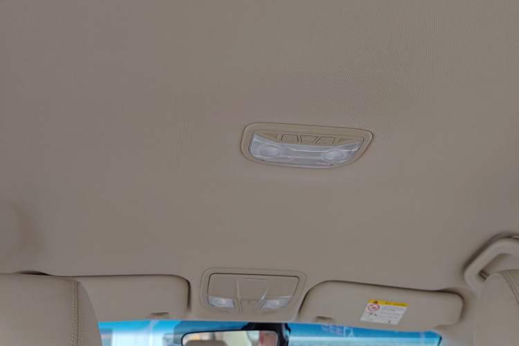 Used Geely Auto Emgrand 2017 Sedan Million Edition 1.5L Manual Luxury Model