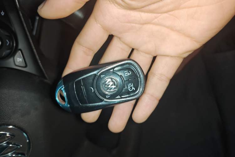 Used Buick LaCrosse 2016 20T Leading Model Vehicle Key