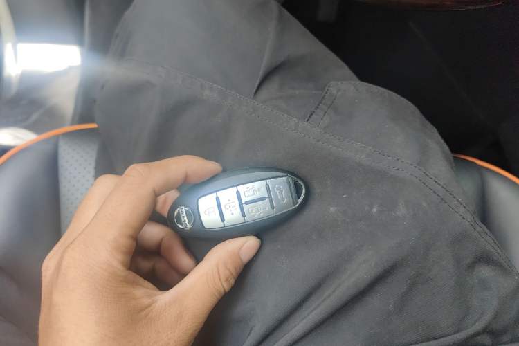 Used Nissan Quest 2015 3.5L SL