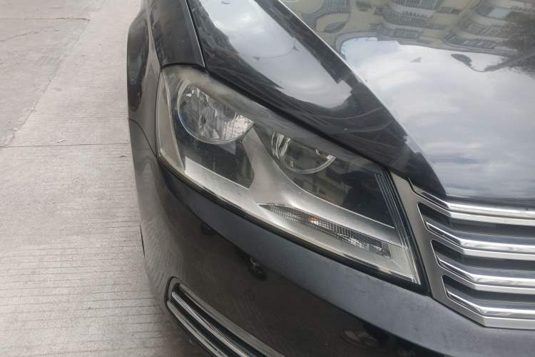 Used Volkswagen Magotan 2015 1.8TSI Advanced Model Right Front Headlight