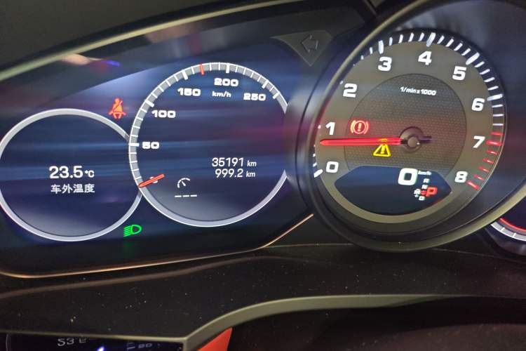 Used Porsche Cayenne 2023 Cayenne Coupé 3.0T Platinum Edition