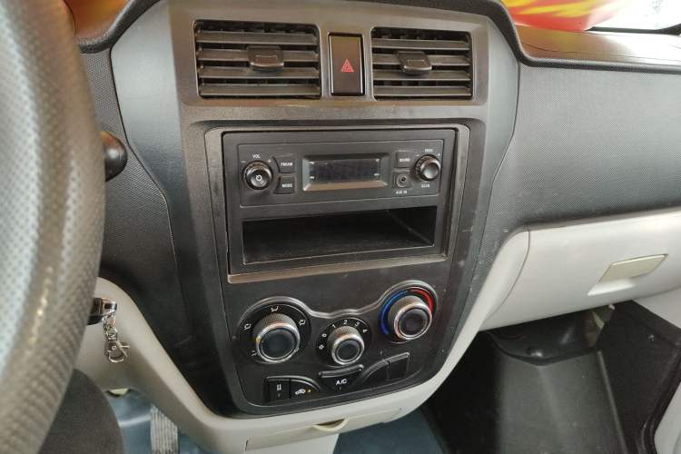 Used Karry Youyou EV 2021 Van Model SQR5032