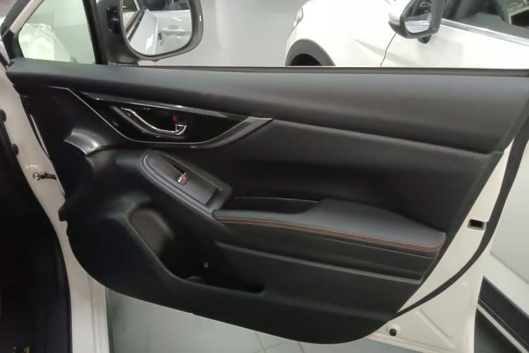 Used Subaru XV 2020 Revised Version 2.0i All-Wheel-Drive Luxury Edition with EyeSight