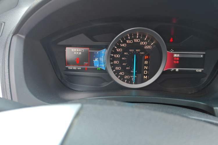 Used Ford Explorer 2013 3.5L Deluxe Model
