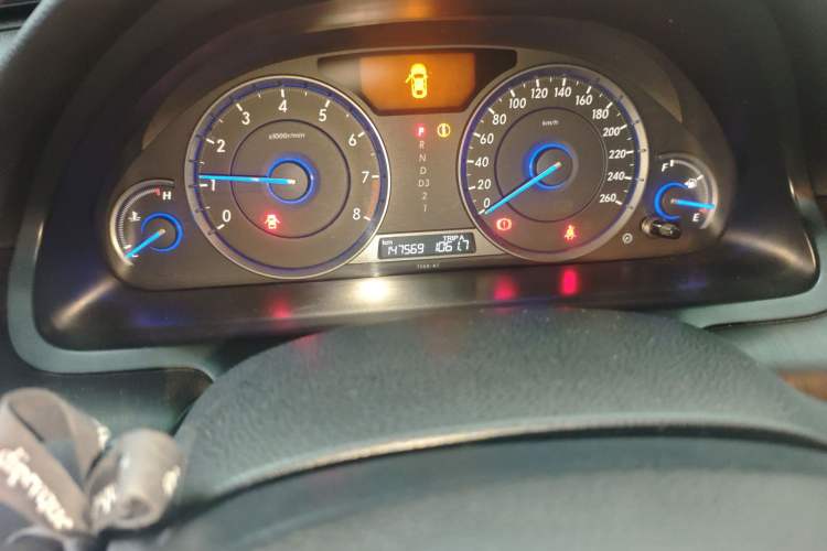 Used Honda Crosstour 2012 2.4L Prestige Edition Odometer Close Up