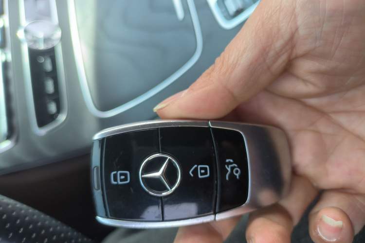 Used Mercedes-Benz E-Class 2018 Facelift E 200 L Sport Edition