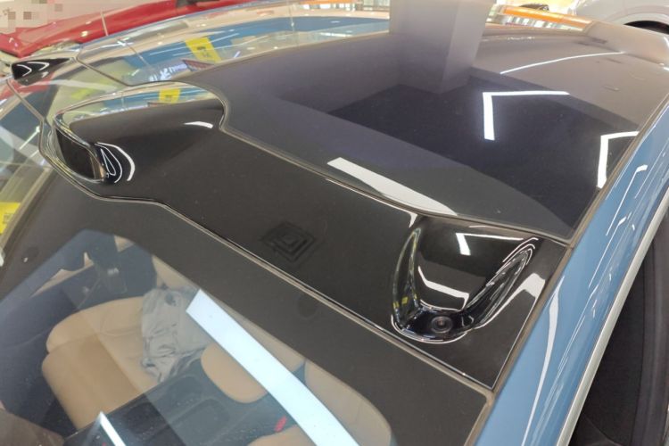 Used Nio ET5 2022 75 kWh Roof