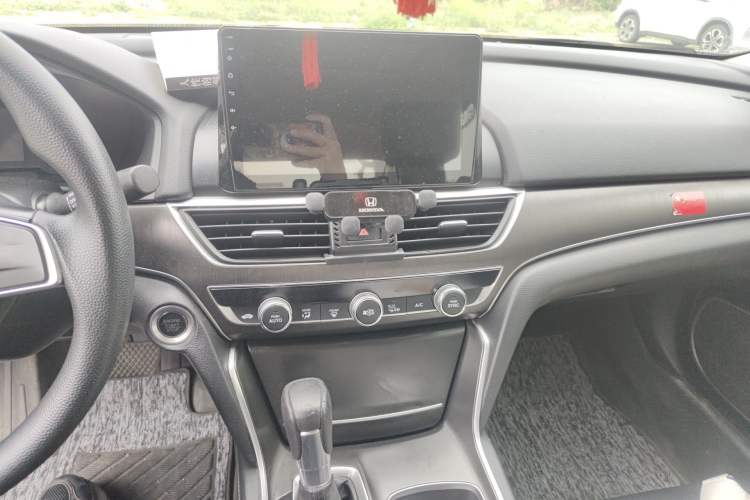 Used Honda Accord 2018 230TURBO Comfort Version National V Audio And AC Panel