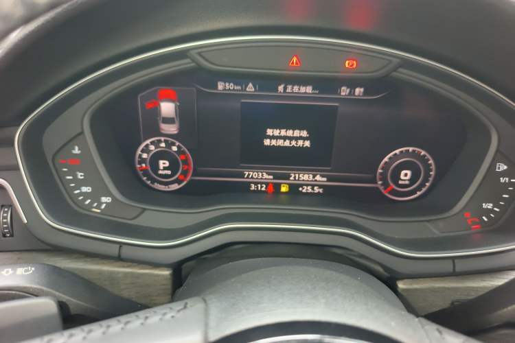 Used Audi A4L 2018 30th Anniversary Edition 40 TFSI Fashion Model
