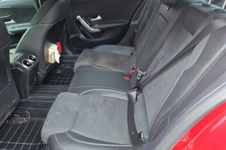 Used Mercedes-Benz A-Class 2021 A 200 L Sport Sedan Fashion Model
