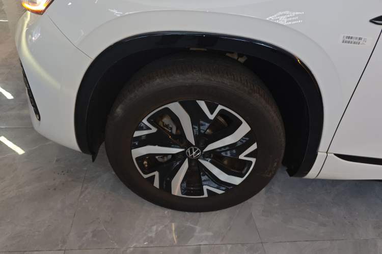 Used Volkswagen Tayron GTE Plug-in Hybrid 2023 280TSI Luxury Plus Advanced Edition