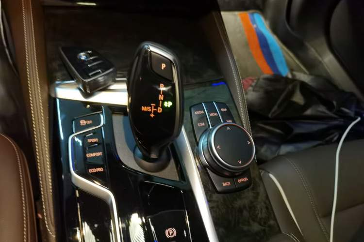 Used BMW 5 Series 2022 Restyled 525Li M Sport Package
