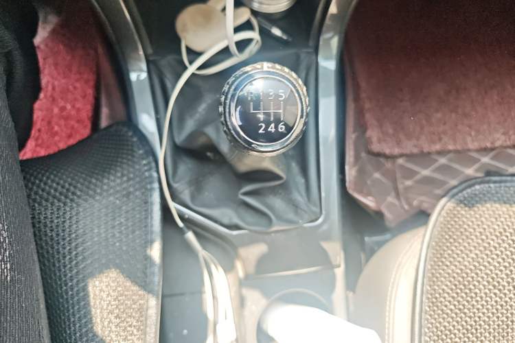 Used Great Wall Wingle 5 2021 2.0T Diesel Two-Wheel Drive Elite Version Big Double Cab China VI Standard GW4D20M
