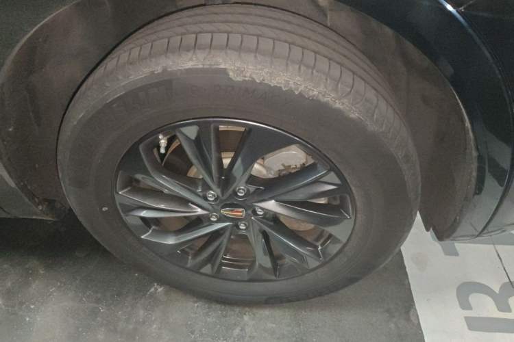 Used Hongqi HS5 2023 2.0T Qixiang Pro Edition
