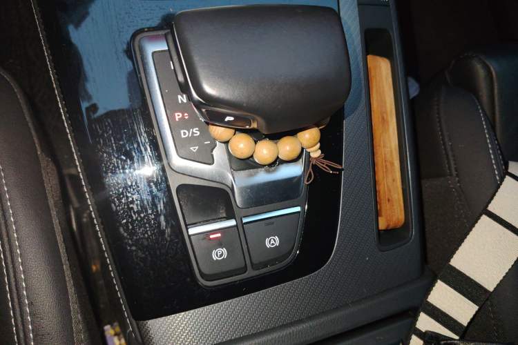 Used Audi Q5L 2022 40T Luxury Dynamic Model
