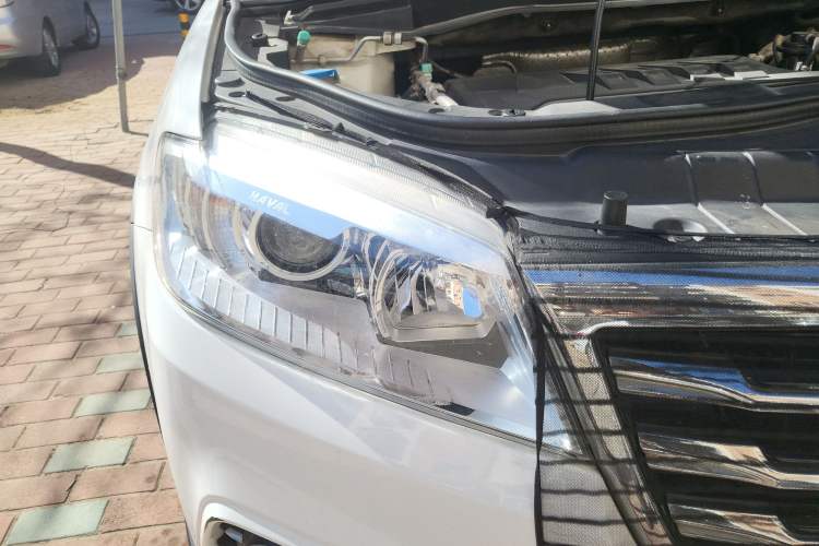 Used Haval H6 2015 Sport Edition 1.5T Automatic Two-Wheel Drive Luxury Model