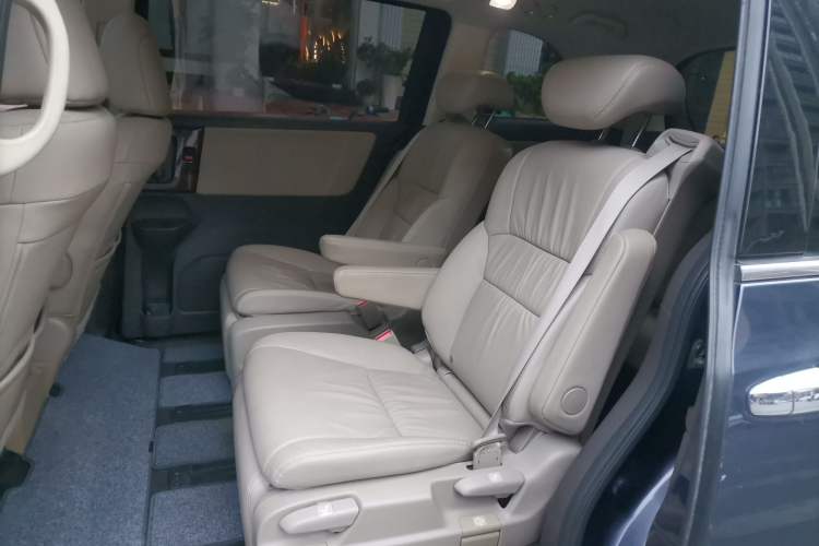 Used Honda Odyssey 2015 2.4L Smart Edition Left Rear Seat