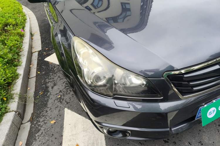 Used Subaru Outback 2012 2.5i Sport Edition Right Front Headlight