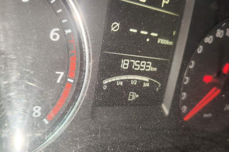 Used Volkswagen Lavida 2013 Restyled Classic 1.6L Automatic Comfort Edition