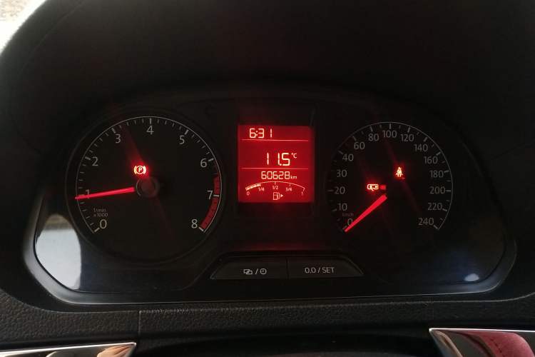 Used Volkswagen Jetta 2015 Value Edition 1.6L Manual Fashionable Style
