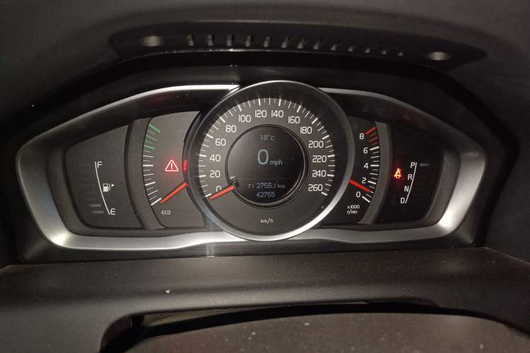Used Volvo XC60 2017 T5 Smart Upgrade Edition Instrument Cluster
