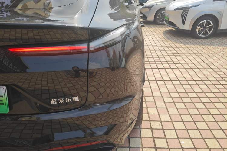 Used ONVO L60 2024 60 kWh Rear-Drive Version Right Rear Taillight