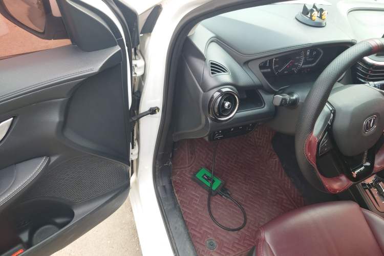 Used CHANGAN Alsvin 2019 1.5L DCT Comfort Model China VI Standard
