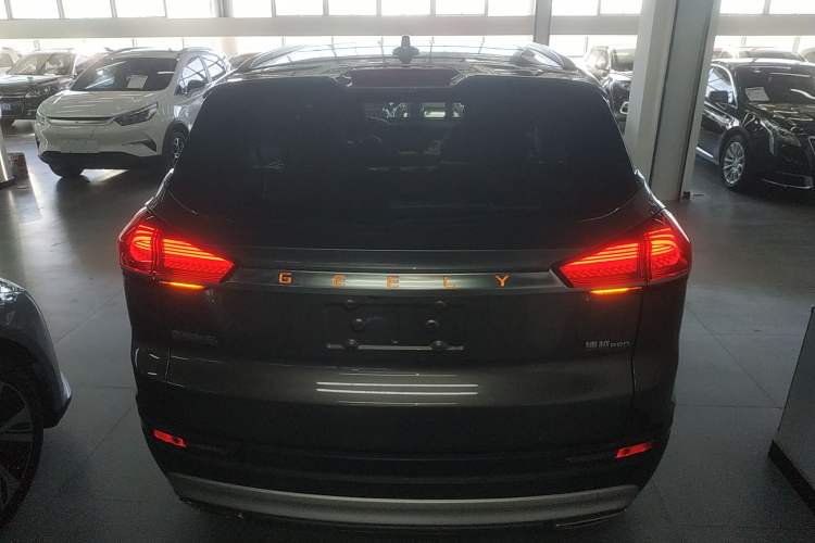 Used Geely Auto Emgrand X7 Sport 2020 1.8TD DCT ZhiZun PRO
