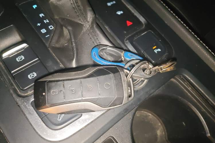 Used BYD Tang 2019 2.0T Automatic SmartConnect Prestige 7-Seater China VI Standard