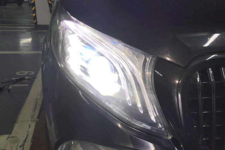 Used Mercedes-Benz Vito 2021 2.0T Business Version 7 Seats