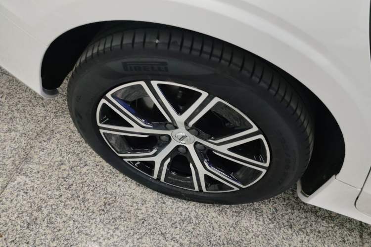 Used Volvo S60 2024 B4 Zhiyi Luxury Edition
