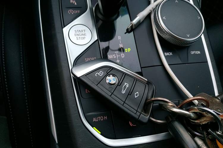 Used BMW 4 Series 2022 425i M Sport Package Vehicle Key