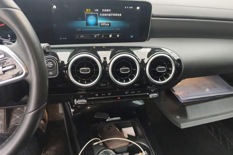 Used Mercedes-Benz A-Class 2020 Facelift A 180 L Sport Sedan Special Configuration