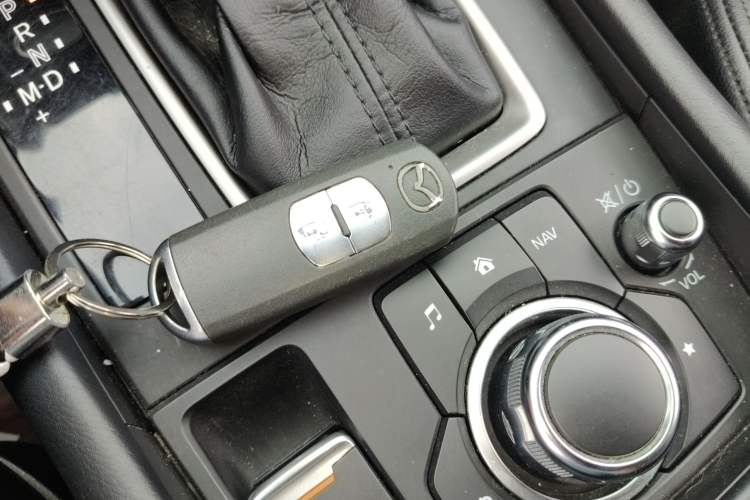 Used Mazda CX-4 2021 2.0L Automatic Two-Wheel Drive Blue Sky Dynamic Edition Interior 1