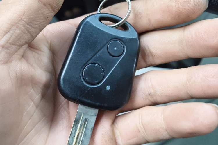 Used Jinbei New Hiace X30L 2018 1.5L Box Truck Wealth Edition DLCG14