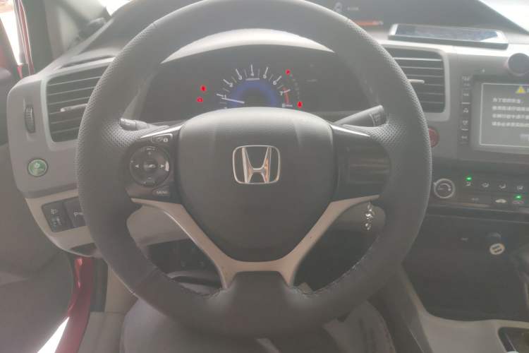 Used Honda Civic 2013 10th Anniversary 1.8L Automatic Comfort Version Steering Wheel