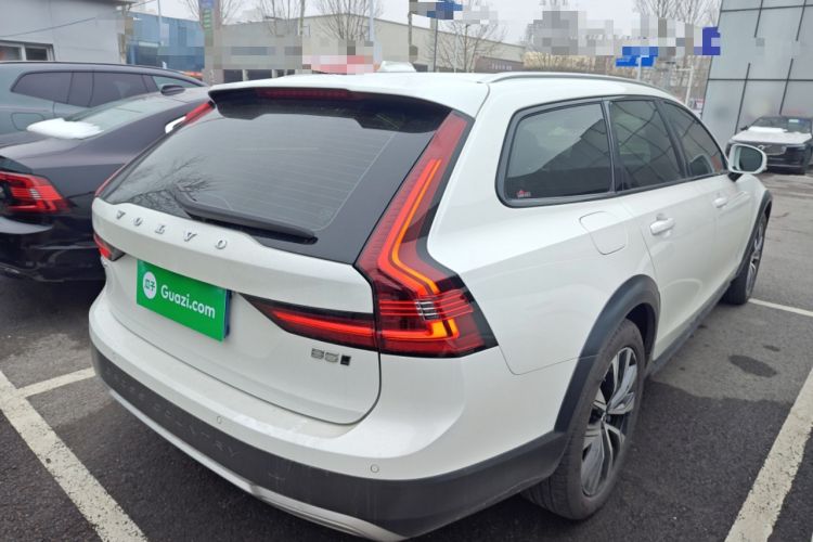 Used Volvo V90 2021 Cross Country B5 AWD Smart Range Edition