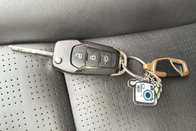 Used Ford Escort 2015 1.5L Automatic Fashion Model Vehicle Key