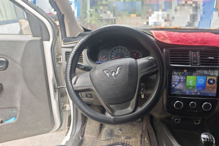 Used Wuling Rongguang V 2018 1.5L Standard Version Steering Wheel