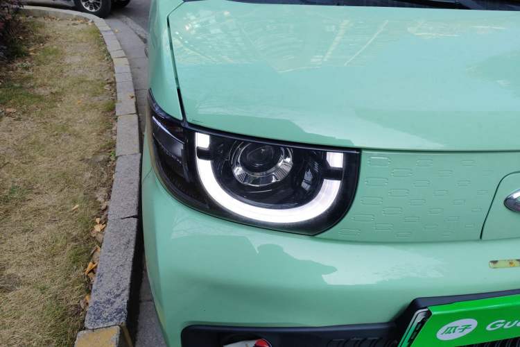 Used Chery QQ Ice Cream 2022 120km Conical Shape Lithium Iron Phosphate