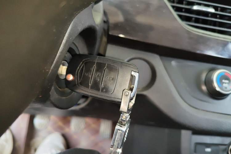 Used Baojun 310 2016 1.2L Manual Fashionable Edition