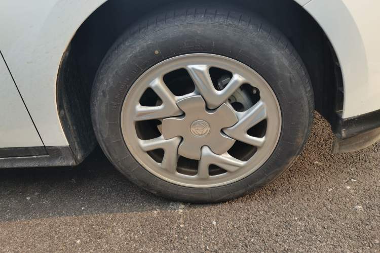 Used Buick Velite 6 2024 450km Range Commuter Version